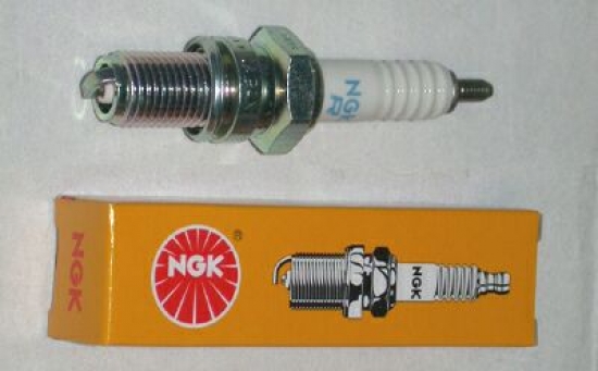 LZKAR7A NGK Z�ndkerze Standart